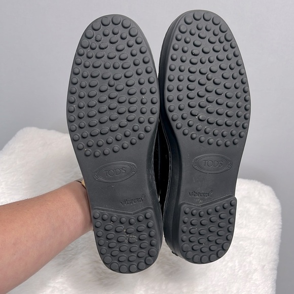 Tod's Black Patent Leather Driving Loafer size 37 - Picture 6 of 9